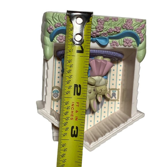 Avon memories of home shadow box - Picture 3 of 9